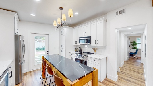 Modern Kitchen Area, Tampa Home