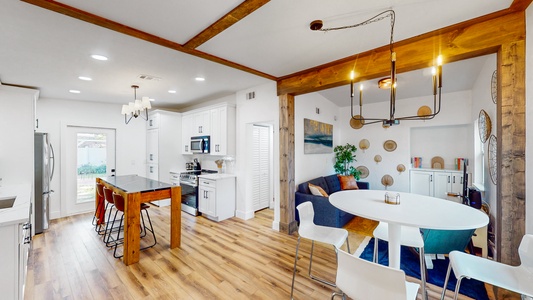 Cozy Kitchen Area, Tampa Home