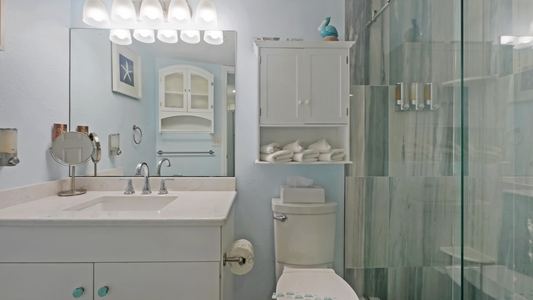 South Beach Room 207 Bathroom