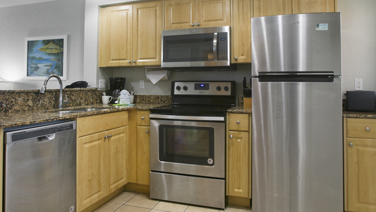 Surf Beach Room 502 Kitchen (3)