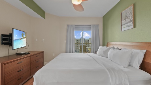 Crystal Palms Room 501 Master Bedroom(1)