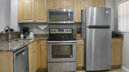 Surf Beach Room 502 Kitchen (2)
