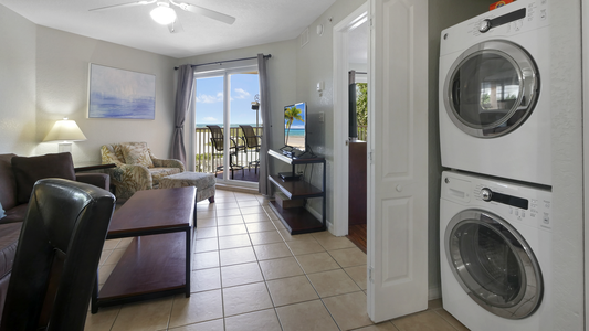 Surf beach Room 205 Washer Dryer