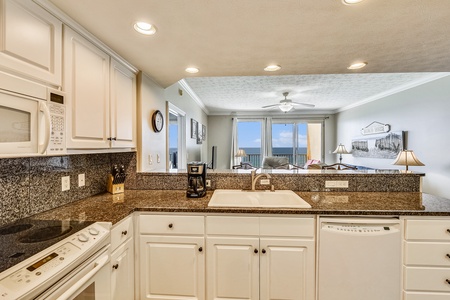 Interior-Kitchen-KLH5647.JPG