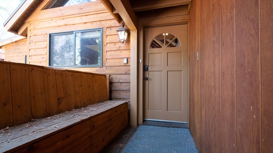 Front Door Entry: Tahoe Donner Vacation Lodge