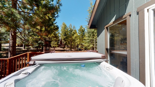 Private Hot Tub@ Tahoe Bear Den