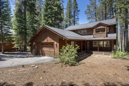View from street: 
Donner Lake Vacation Lodge