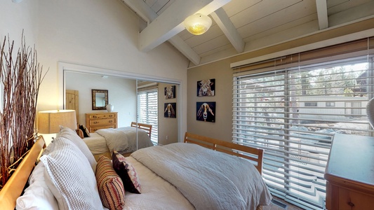 Bedroom with nearby window~ dresser and mirrored closet: Eagle's Nest Lodge