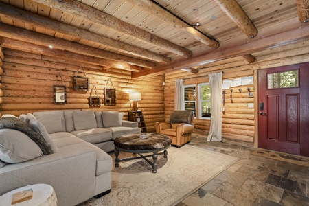 Front Living room: Tahoe Donner Log Cabin