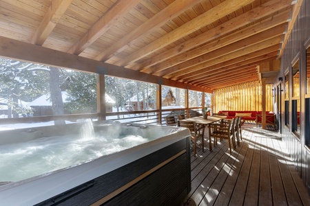 Hot Tub Palisades Modern Oasis
