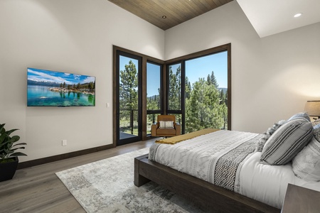 Alpine Greenside Estate Master Bed View