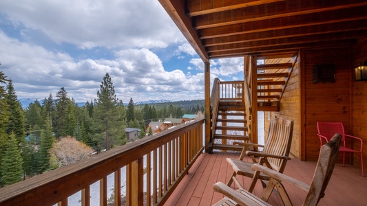Downstairs Back Deck: Mountaintop Tahoe Donner Getaway