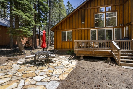 Back Patio: Tahoe Donner Forest Hideaway