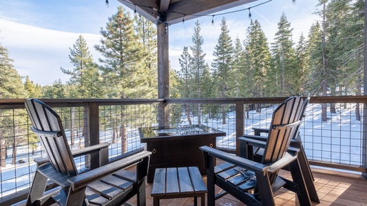 Fire Pit and View: Private Secluded Valley View Oasis