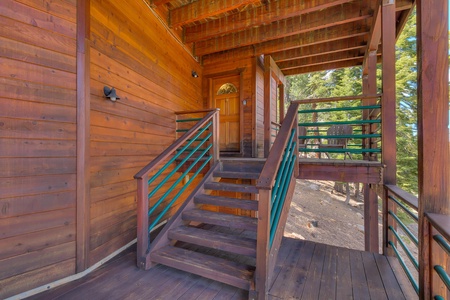 Entrace to this cabin in north lake tahoe: Falcon's Eye View Retreat