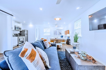 Little Elm, World Cup: 15 min Drive to Fan-Zone COSM Dallas Sleeps 2