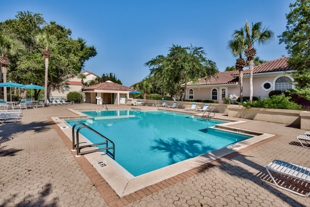 The wonderful, secluded pool - just across the street!