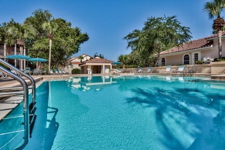The wonderful, secluded pool - just across the street!