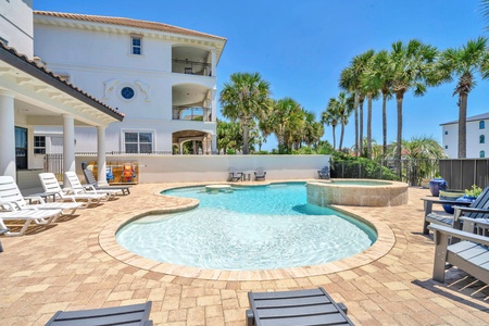 The lagoon pool includes a shallow shelf play area!