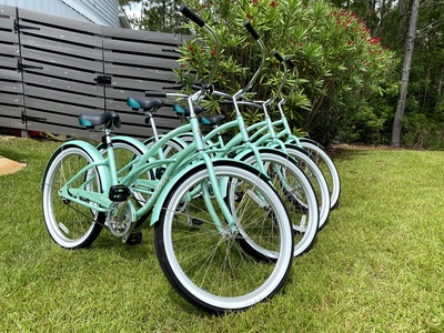 4 Beach Cruiser Bikes are INCLUDED!