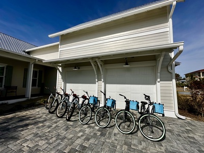 8 Beach Cruiser Bikes Included!