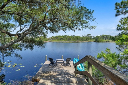 Relax on the private dock, or take a kayak (included) for a paddle!