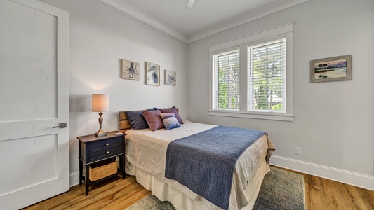 The upstairs queen room with twin trundle and private bathroom!