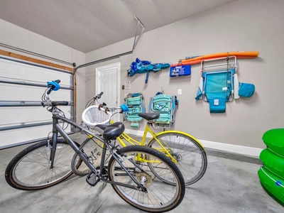 Two beach cruiser bikes are INCLUDED!