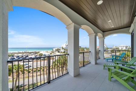 Amazing Gulf views from the 3rd floor King suites!