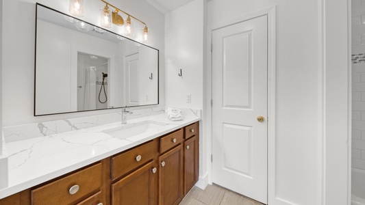 The master suite includes a king size bed and full bathroom!
