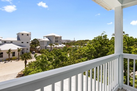 Neighborhood views with the Gulf in the distance!