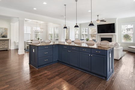 Tons of extra seating at the kitchen island!