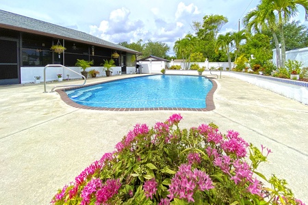 Pool2