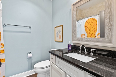 26 bathroom 4