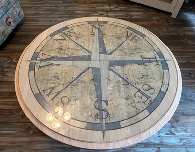 compass table living area