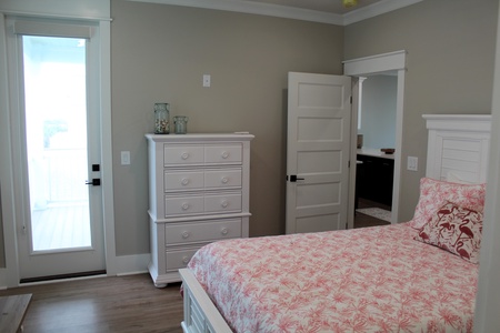 Bedroom 4-3