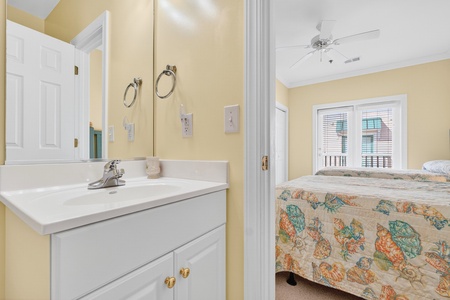 Bathroom 4-1
