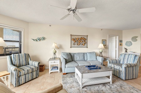 Living Area 3