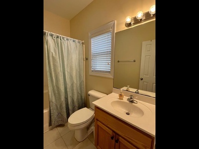 Bedroom 3 Private Bath - Tub/Shower