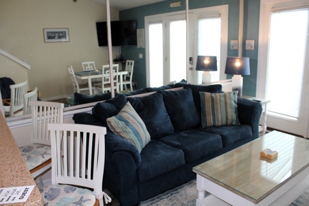 Living Area 1-2