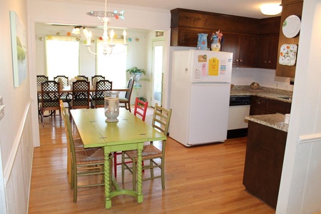 Kitchen / Dining