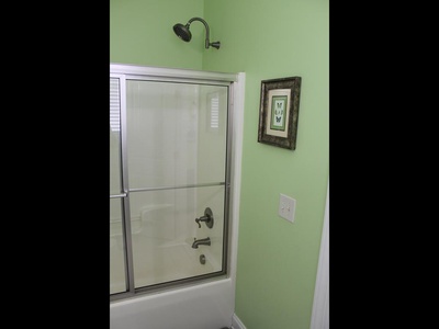 Bedroom 4 Private Bath Tub/Shower