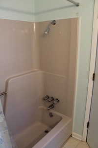 Bathroom 2 - Tub/Shower Combo