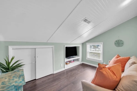loft area - double size sofa bed