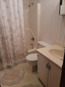 Bathroom 2 