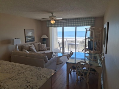 living area 2