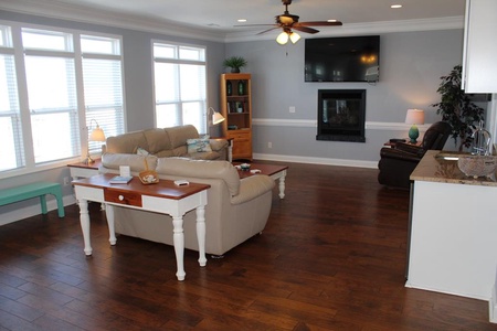 Living Area - Upstairs