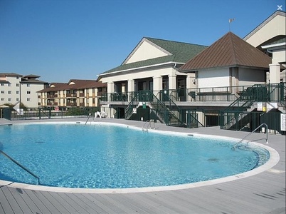 Islander Villas community pool oceanfront