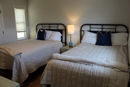 Bedroom 5-3