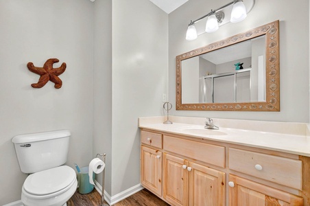 Bedroom 4 Private Bath 4-1